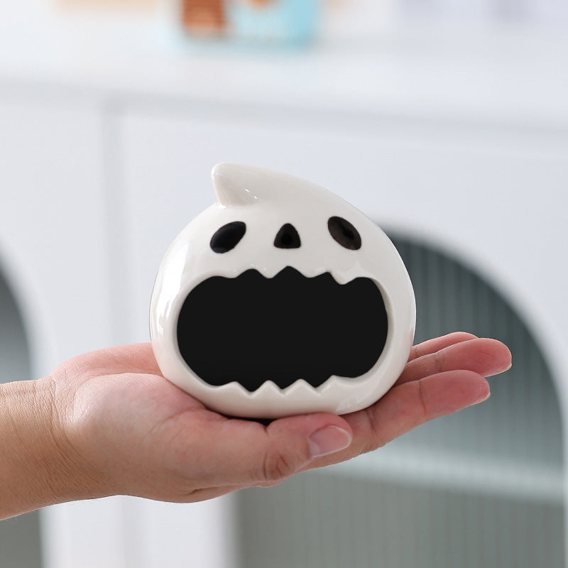 Fangs Ashtray