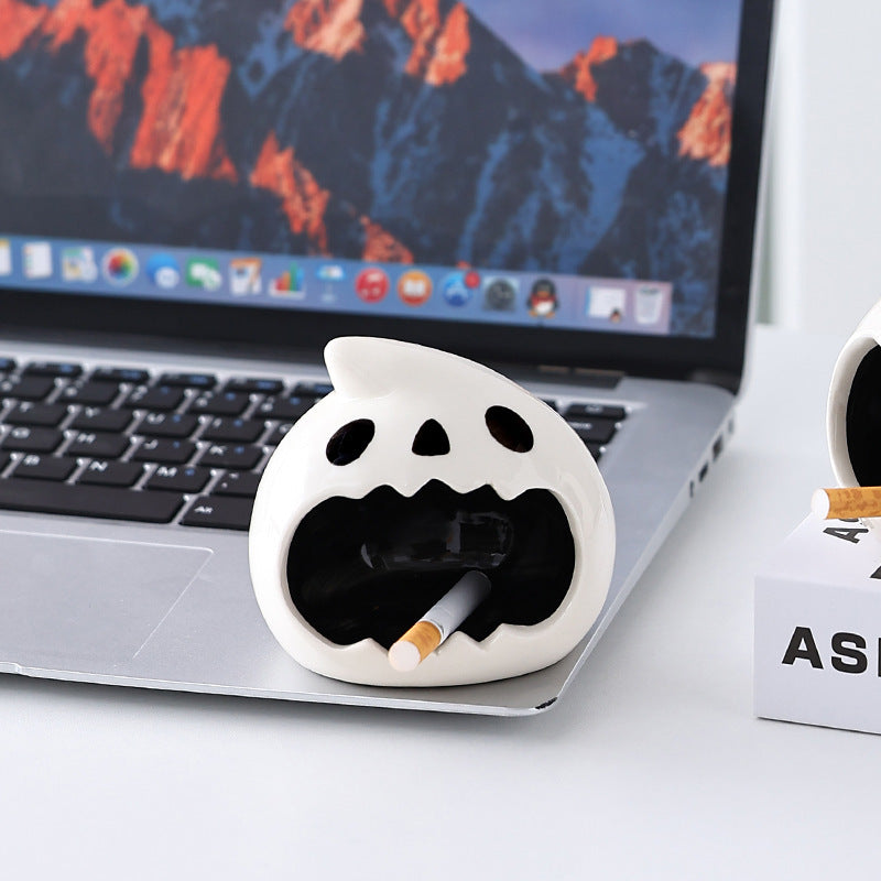 Fangs Ashtray