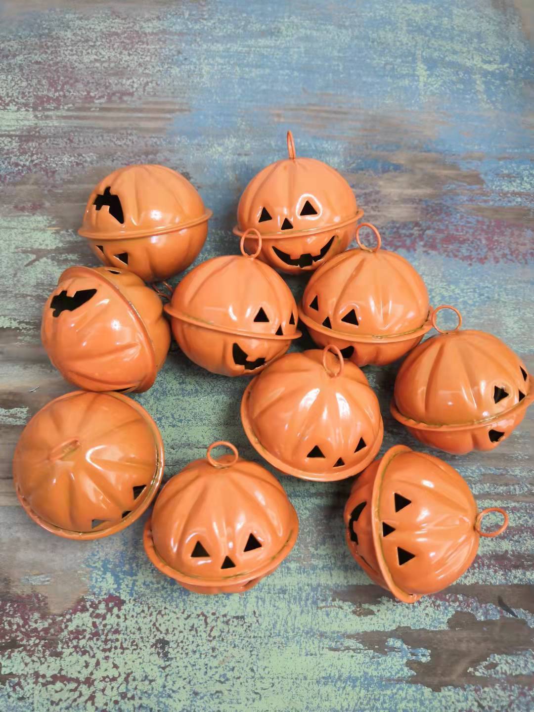 Pumpkin Bell Pendant